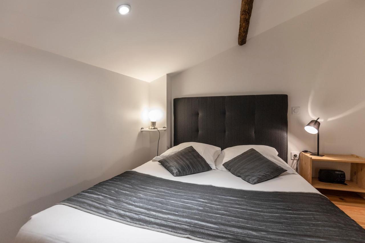 Chambres D'Hotes Chateau Pierre De Montignac Civrac-en-Médoc 외부 사진